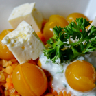 Linsen-Mirabellen-Salat mit Hirtenkäse