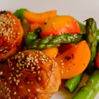 Aprikosen-Spargel-Salat mit Asia-Huhn