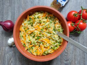 Katharaki-Gemüse mit Dattenfrischkäse